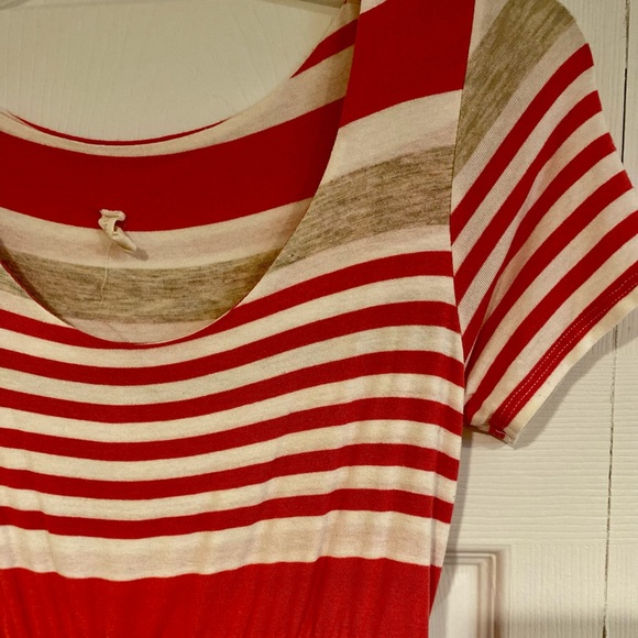 pink blush maternity striped maxi dress - Picture 3 of 3